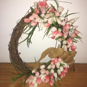 Tulip Door Wreath